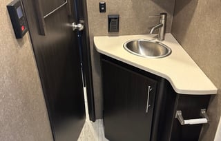 Thor Motor Coach Vegas 27.7 Class A