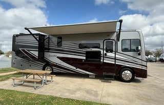 2024 Fleetwood Bounder 35K