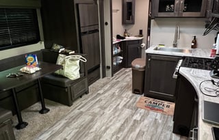 2022 33' Grand Design Transcend Xplor 265BH