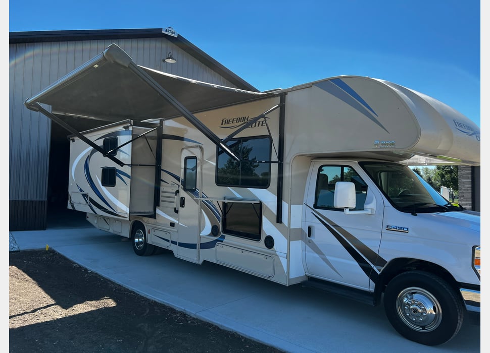 Class C Motor Home rentals in Blair