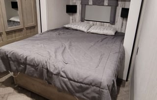 Wolnik's  Glampin' Campin'