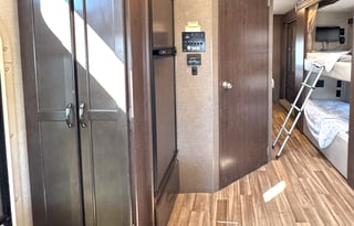 2019 Thor Motor Coach A.C.E. 30.2