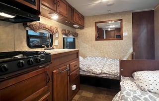 2012 Coachmen RV Catalina Santara Series 222FB