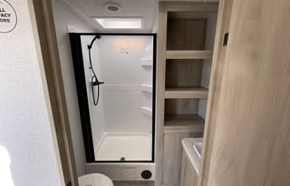 2024 EAST TO WEST Silver Lake 29K2S