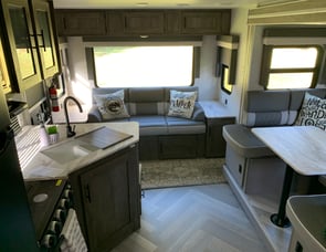 Forest River RV Wildwood X-Lite 24RLXL