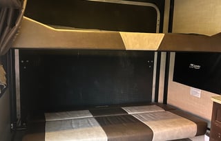 2017 Pacific Coachworks Rage'n 20EX