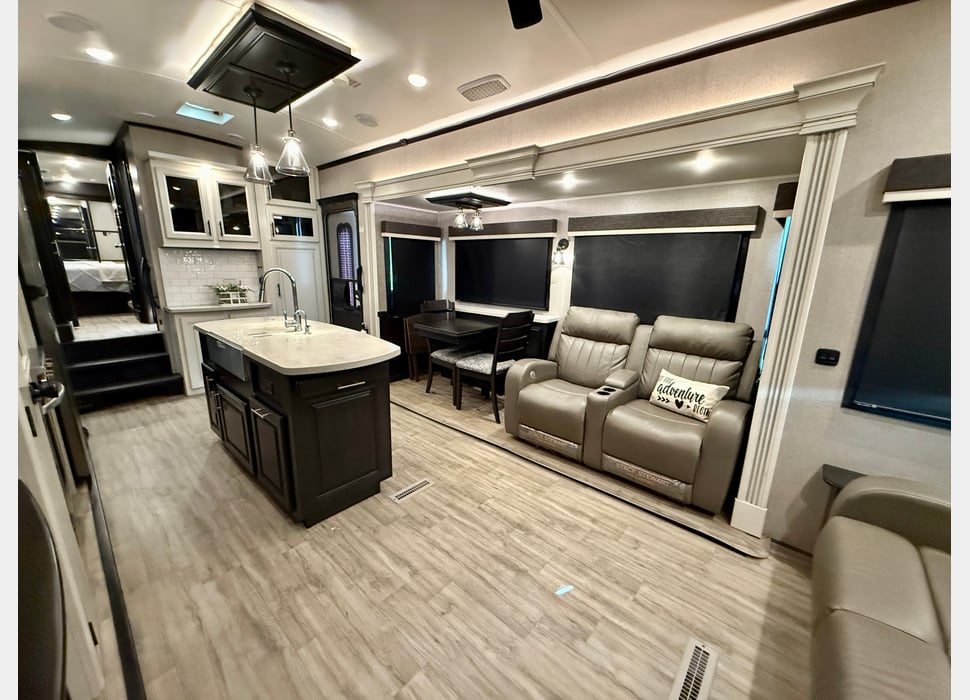 Fifth Wheel rentals in Lakeland