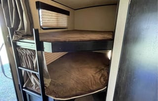 Small Family luxury Camper Rental