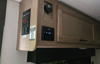 Family Camper 27ft Grey Wolf – Stress-Free Trips