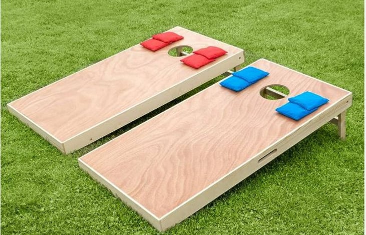 Outdoor cornhole