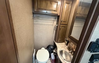 Spacious and fully equipped motorhome