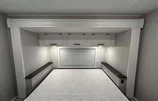 Modern Family Suite Basecamp 26'CrossTrail Class C