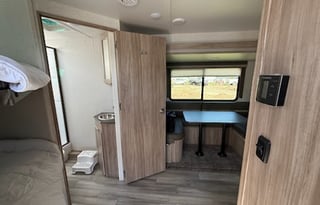 2022 Winnebago Minnie