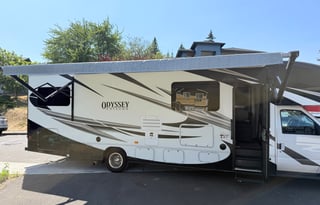 2022 Entegra Odyssey 31F with Double Bunk Beds