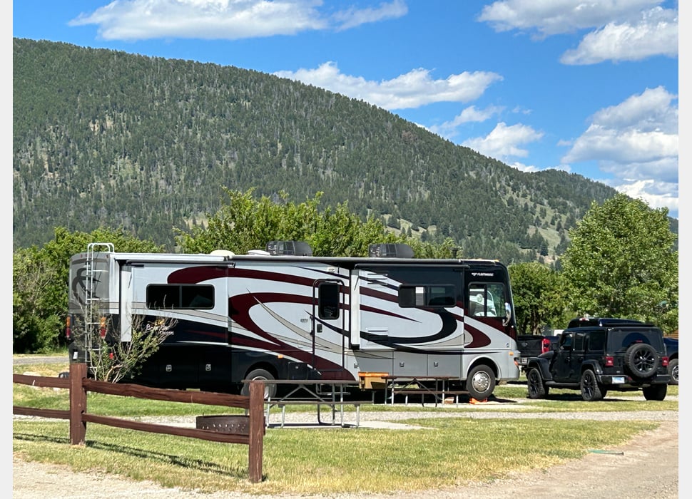 Class A Motor Home rentals in Algonquin