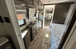 2022 Palomino Columbus 382FB