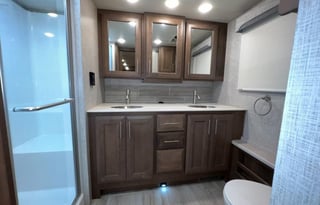 Luxury on wheels for family and friends!