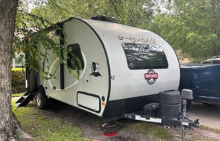 #42 R-pod RP196 The Perfect Couples Camper