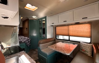 2020 Thor Motor Coach Chateau 22E