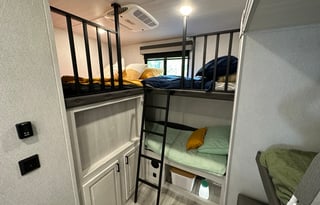 2023 East to West Ahara 378BH-OK W/Huge Bunkhouse