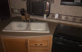 2006 KZ Sportsmen 37