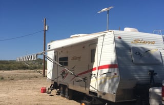2005 28ft Toy Hauler Large Garage Pets ok free gen