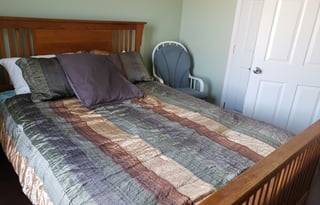 2017 2 Bed/2 Full Ba 43' 5th Wheel + Pool and Hot Tub Option + 2 Bed / 2 Ba House Option