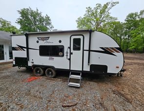 Forest River RV Wildwood X-Lite 19DBXL