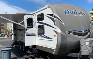Family size 2013 Keystone RV Outback 301BQ