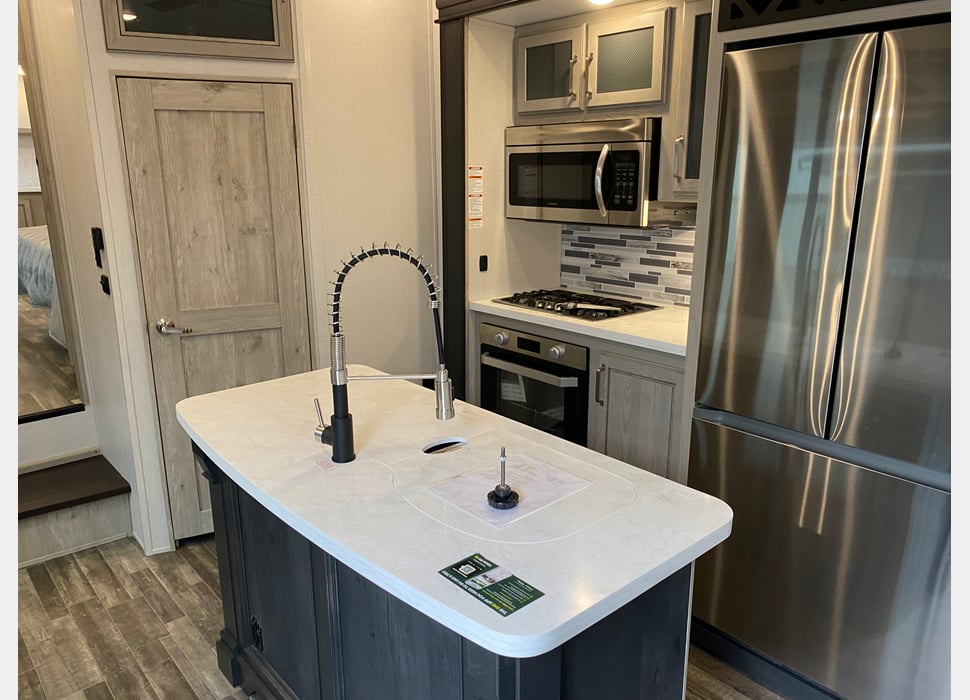 Fifth Wheel rentals in New Holland