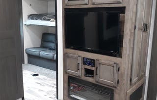 2021 Venture RV SportTrek 327VIK