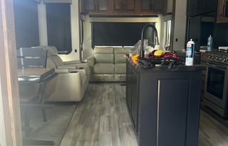 2021 Heartland Bighorn 3870FB