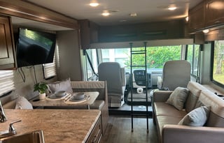 31 foot class A perfect for groups and families