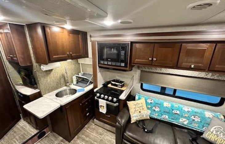 Kitchen with counter extension out