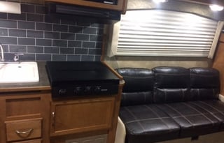 2015 Winnebago 25B Minnie Winne