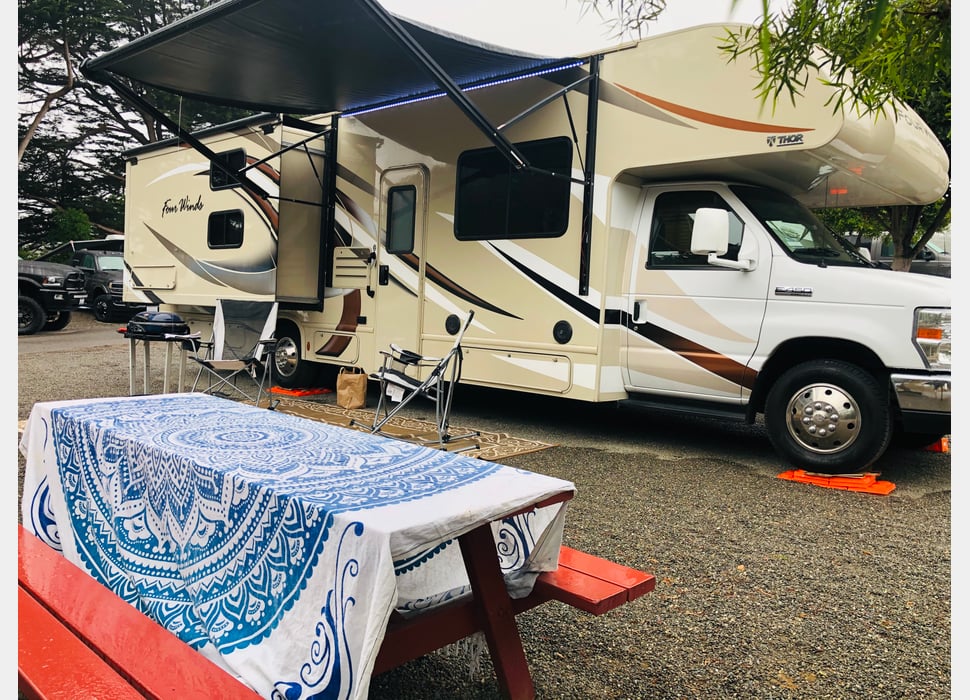 Class C Motor Home rentals in Sonoma