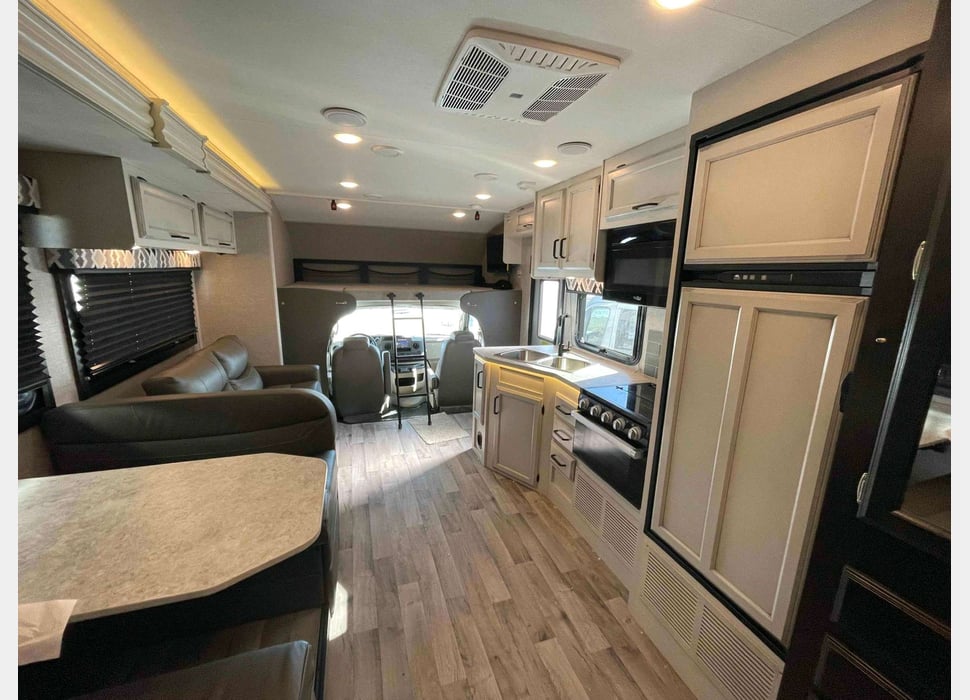 Class C Motor Home rentals in Rexburg