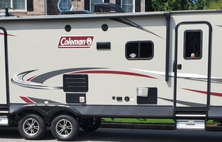 2018 Dutchmen RV Coleman Light 2835BH
