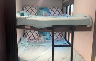 2022 Keystone RV Hideout 272BH