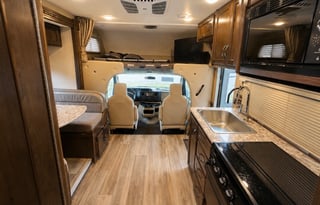 Meet Titan, Our 2018 Thor Motorcoach
