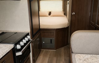 2020 Freedom Elite, Family-Friendly Class C RV