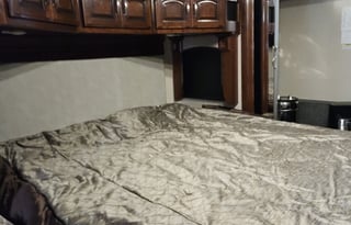 2018 Holiday Rambler Navigator 38F