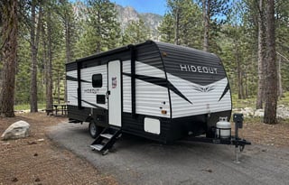 Camping on EASY MODE / Family-Ready / Easy to Tow!