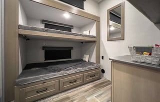 Luxury Family 5th wheel