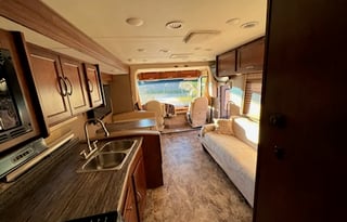 2017 coachmen pursuit 31'