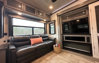2021 Keystone RV Montana 3812MS