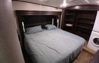 The whole family 3 bedroom Camper