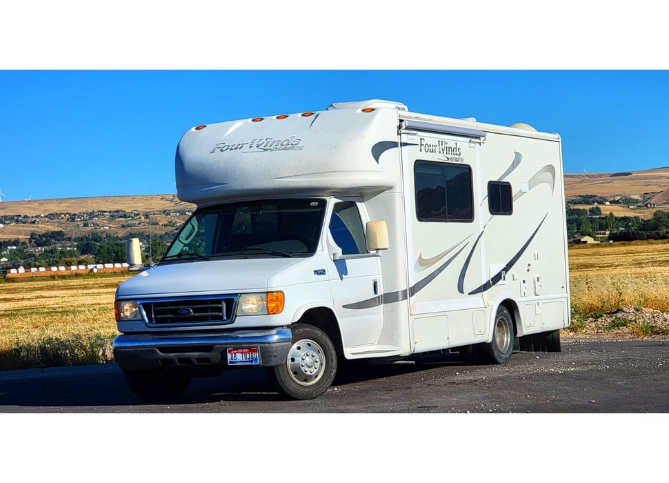 Class C Motor Home rentals in Nibley
