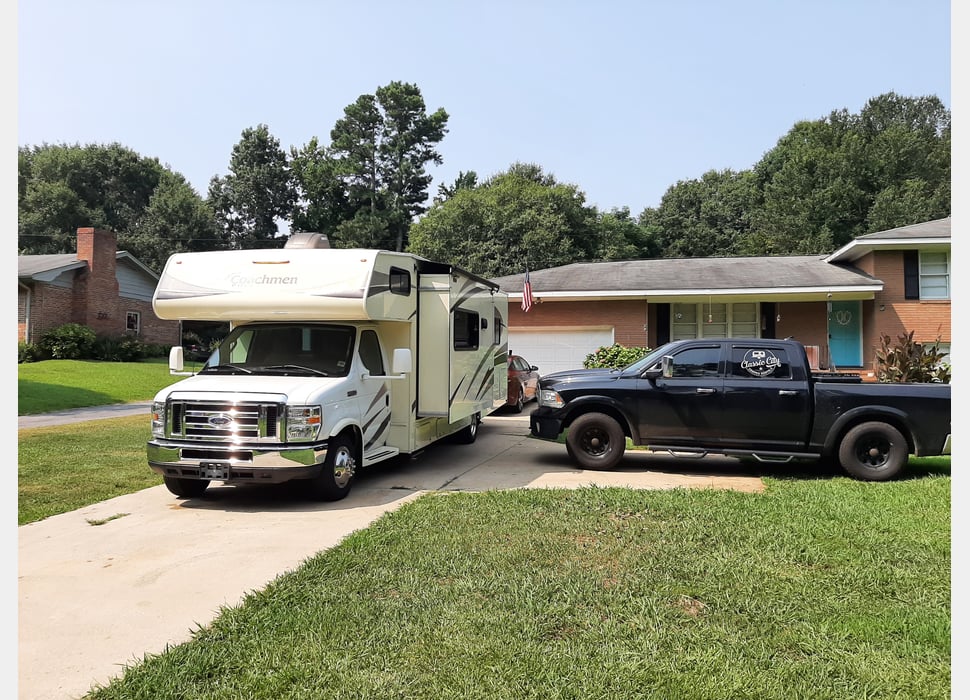 Class C Motor Home rentals in Bowersville