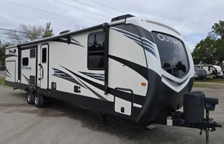 Keystone Outback 335CG